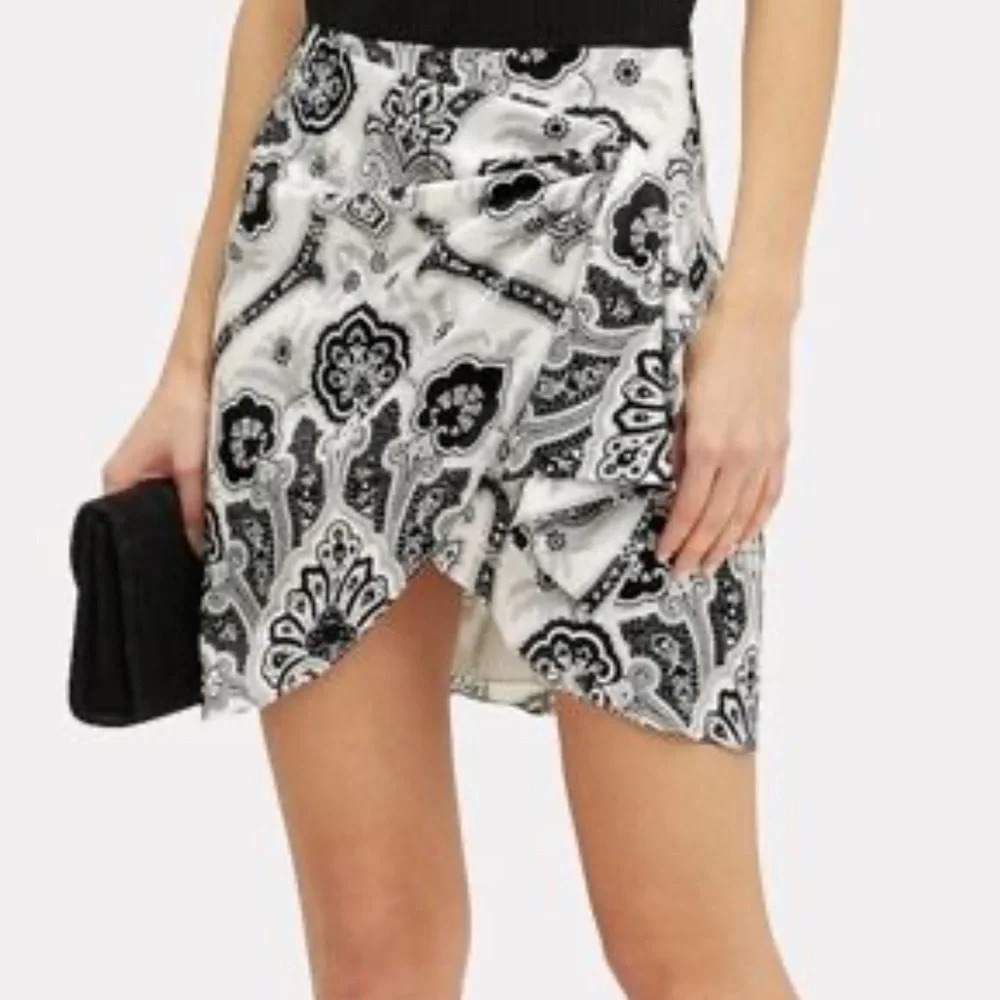 Caroline Constas Koren Mini Skirt Black White Paisley 100% Silk Wrap Skirt Sz XS